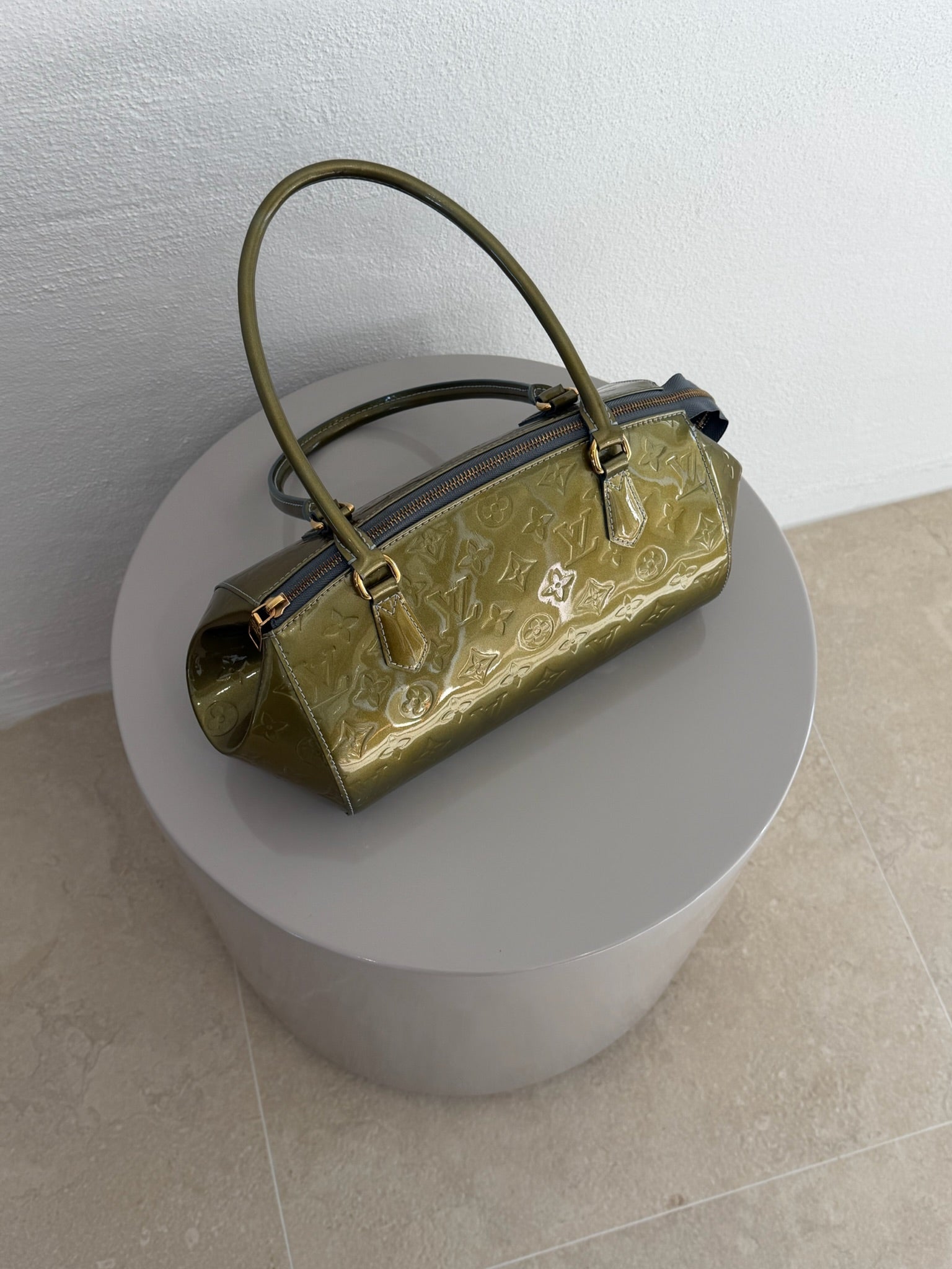 Louis Vuitton Monogram Vernis Sherwood PM Hand Bag Jivre