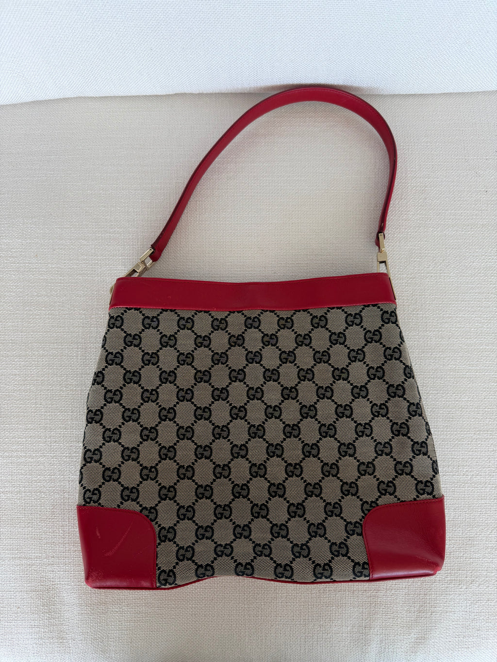 Gucci GG Canvas Shoulder Bag Beige Red gold