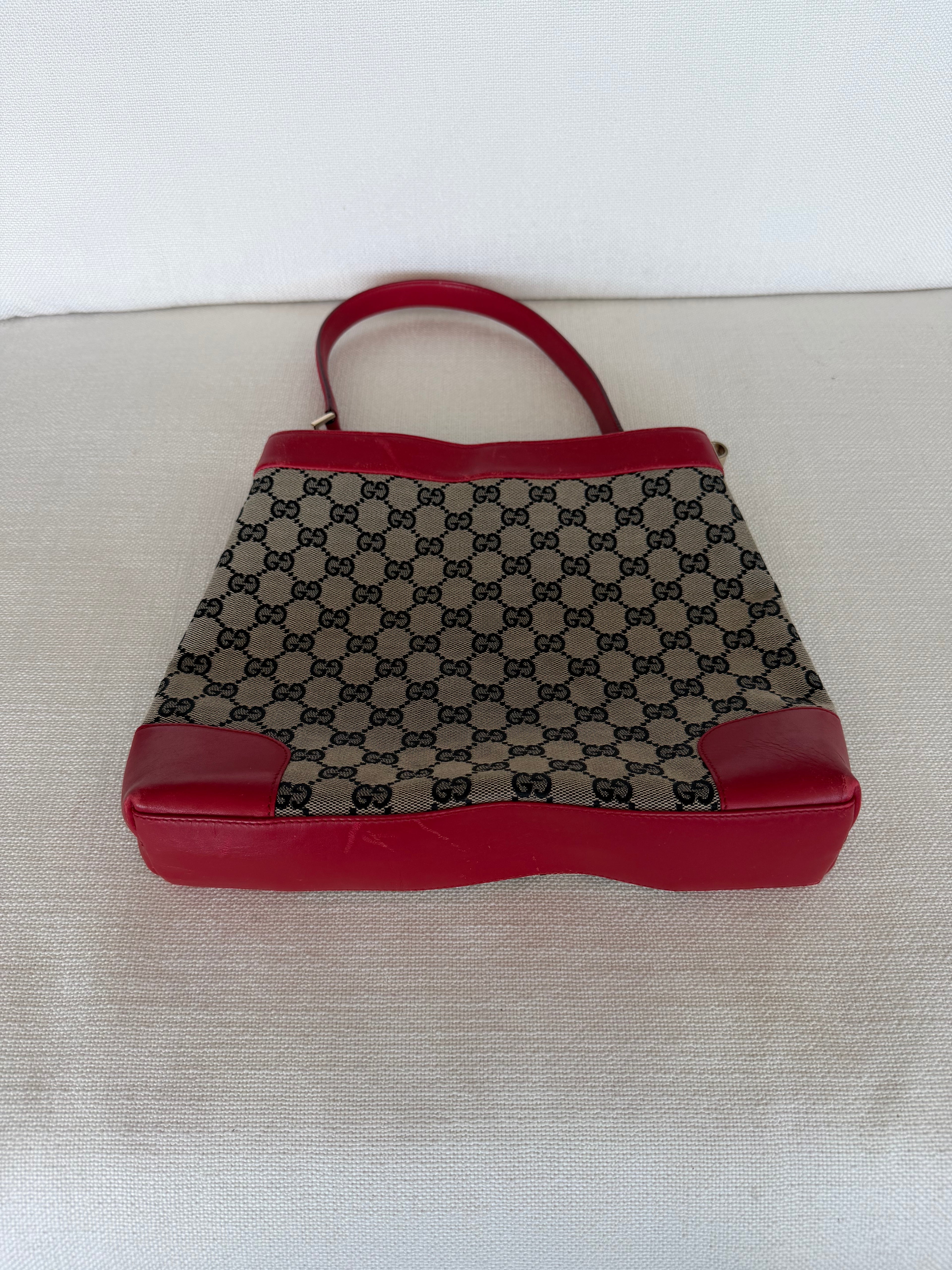 Gucci GG Canvas Shoulder Bag Beige Red gold