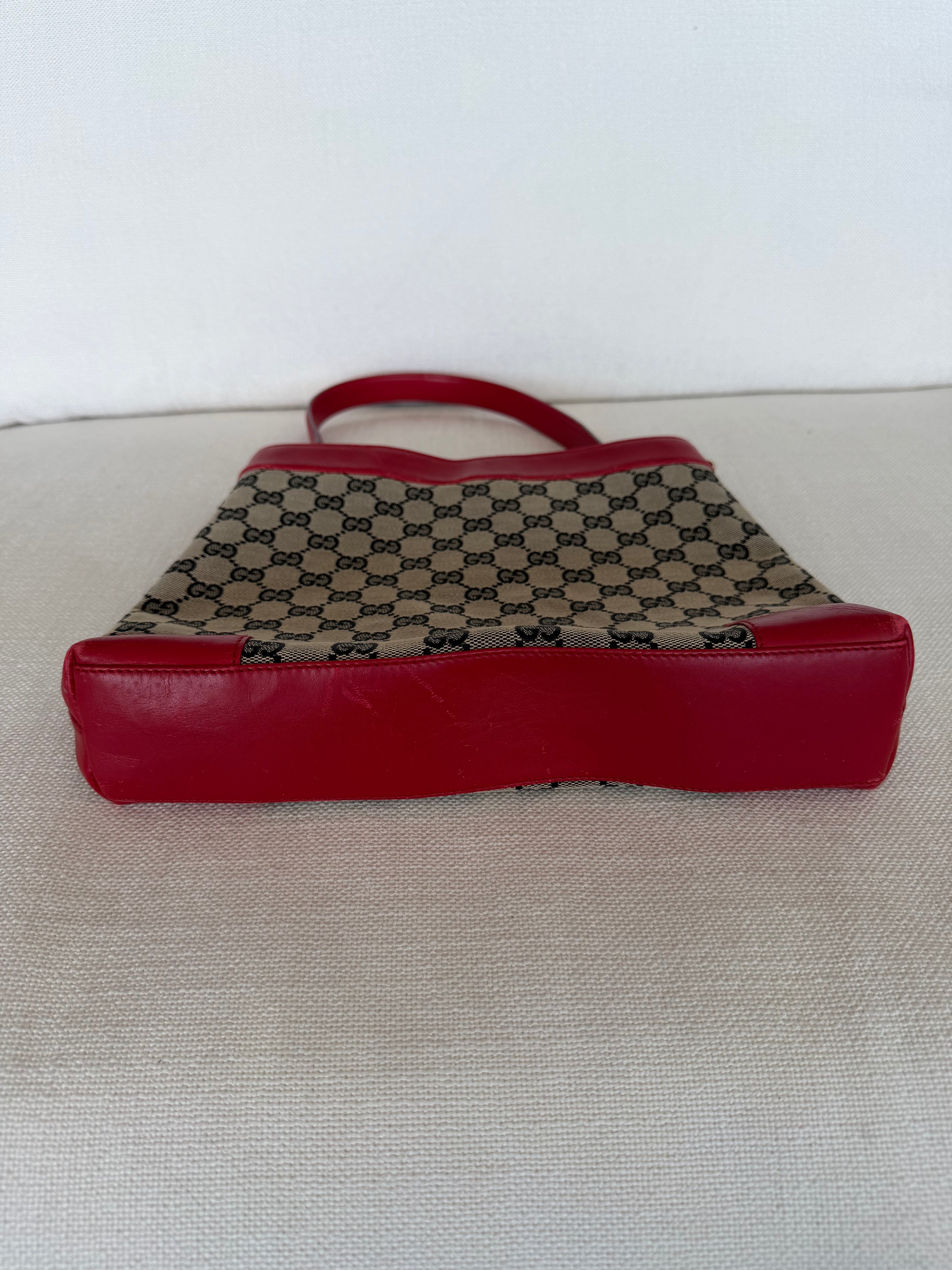 Gucci GG Canvas Shoulder Bag Beige Red gold