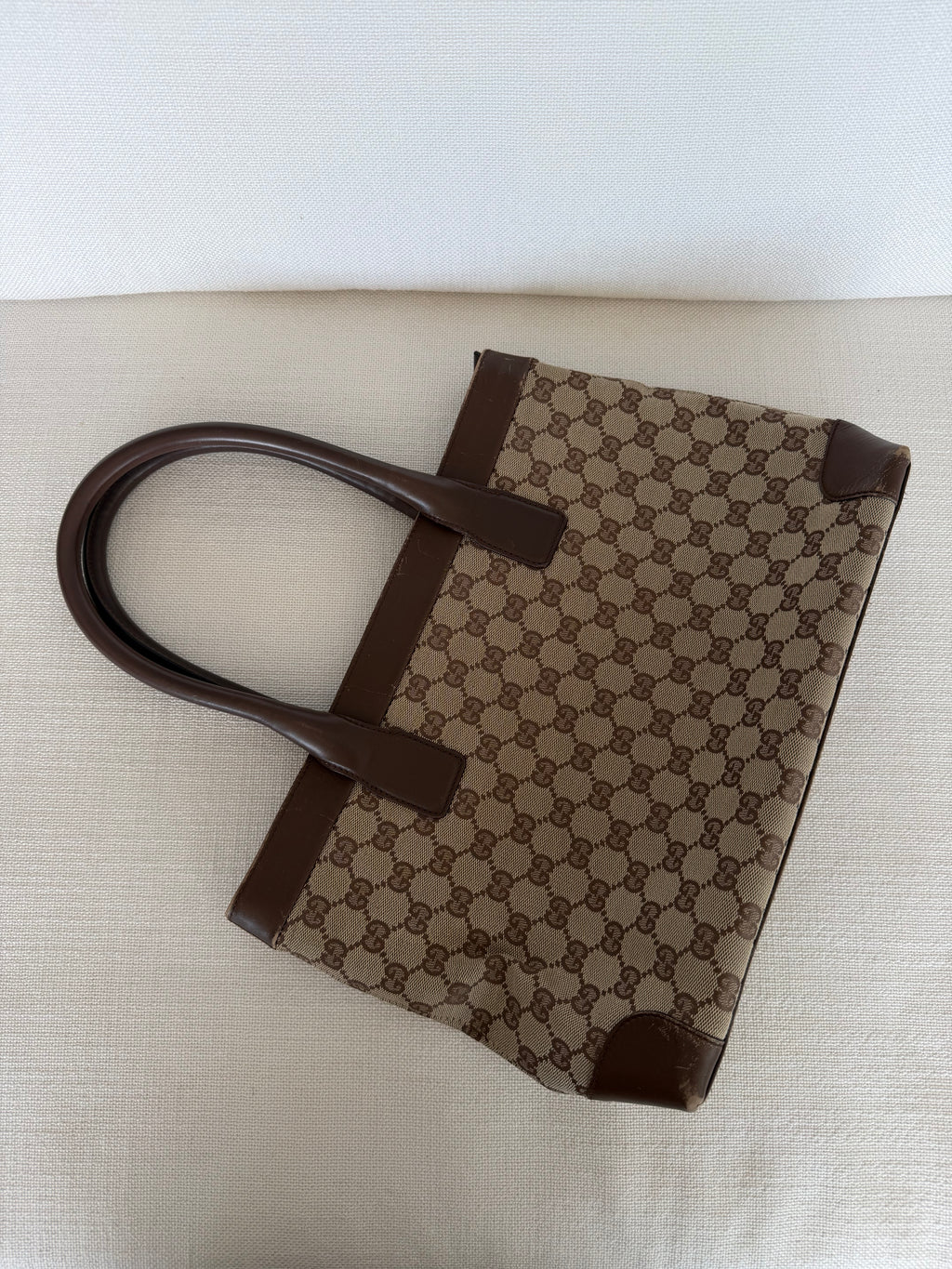 Gucci GG Canvas Tote Bag Beige Gold